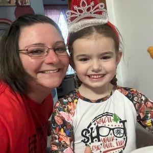 Meet your Posher, Angie